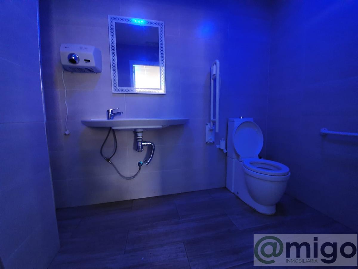 Venta de local en Estepona