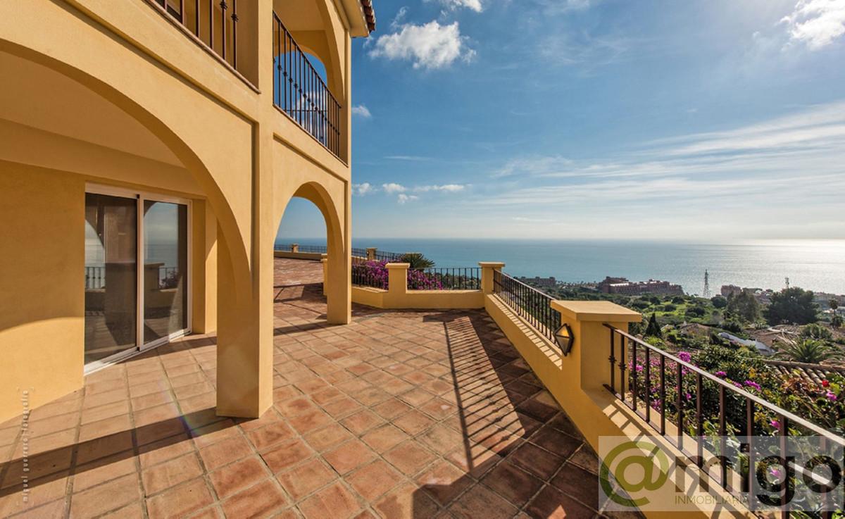 Venta de villa en Benalmadena