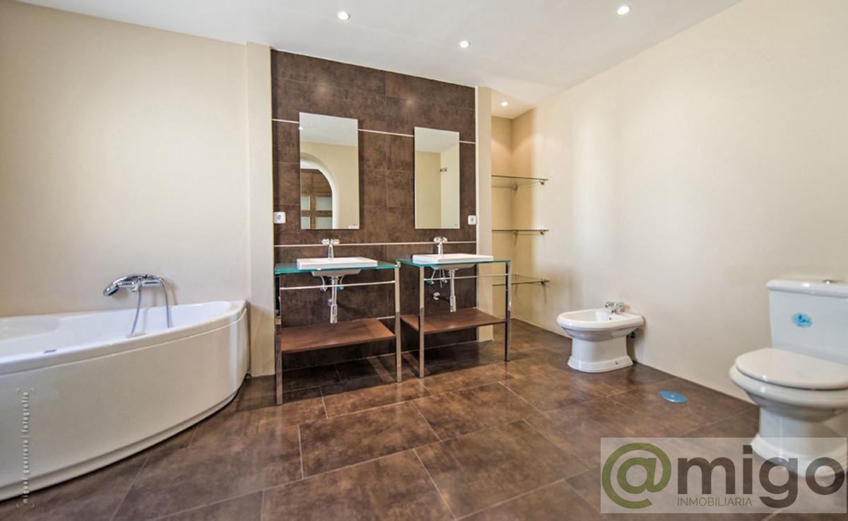 Venta de villa en Benalmadena