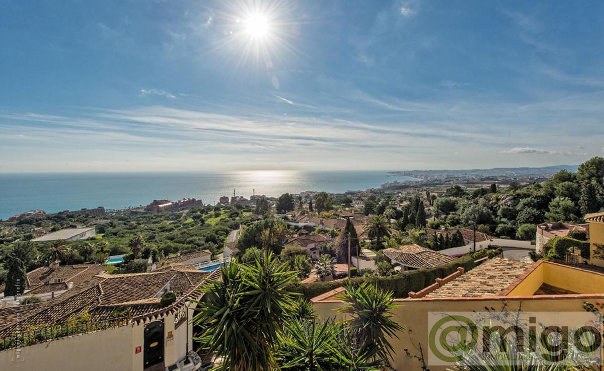 Venta de villa en Benalmadena