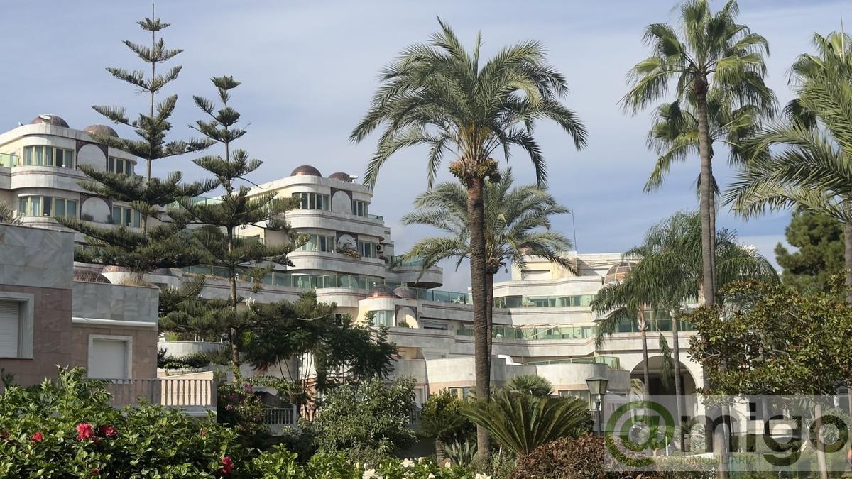 For sale of apartment in Marbella