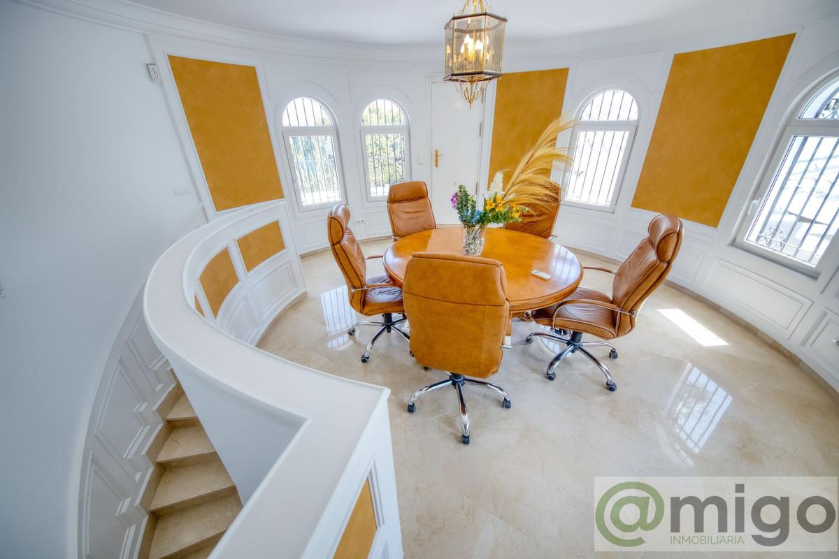 Venta de villa en Benalmadena