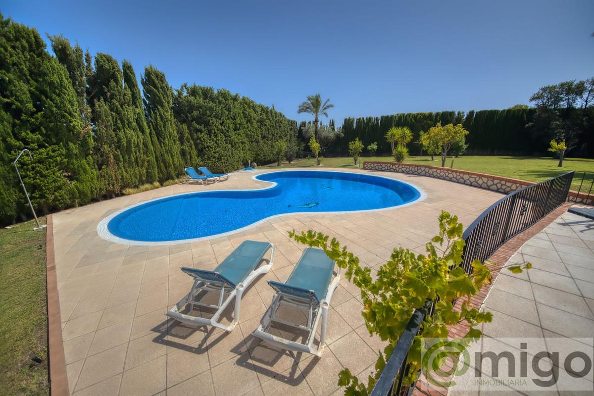 Venta de villa en Benalmadena