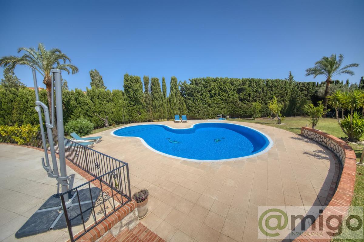 Venta de villa en Benalmadena