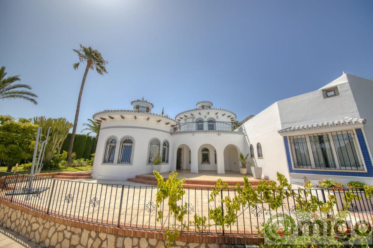 Venta de villa en Benalmadena