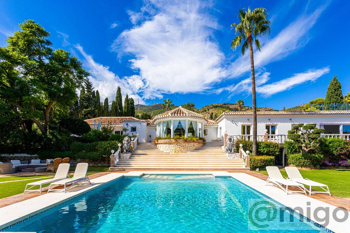 Venta de villa en Benalmadena