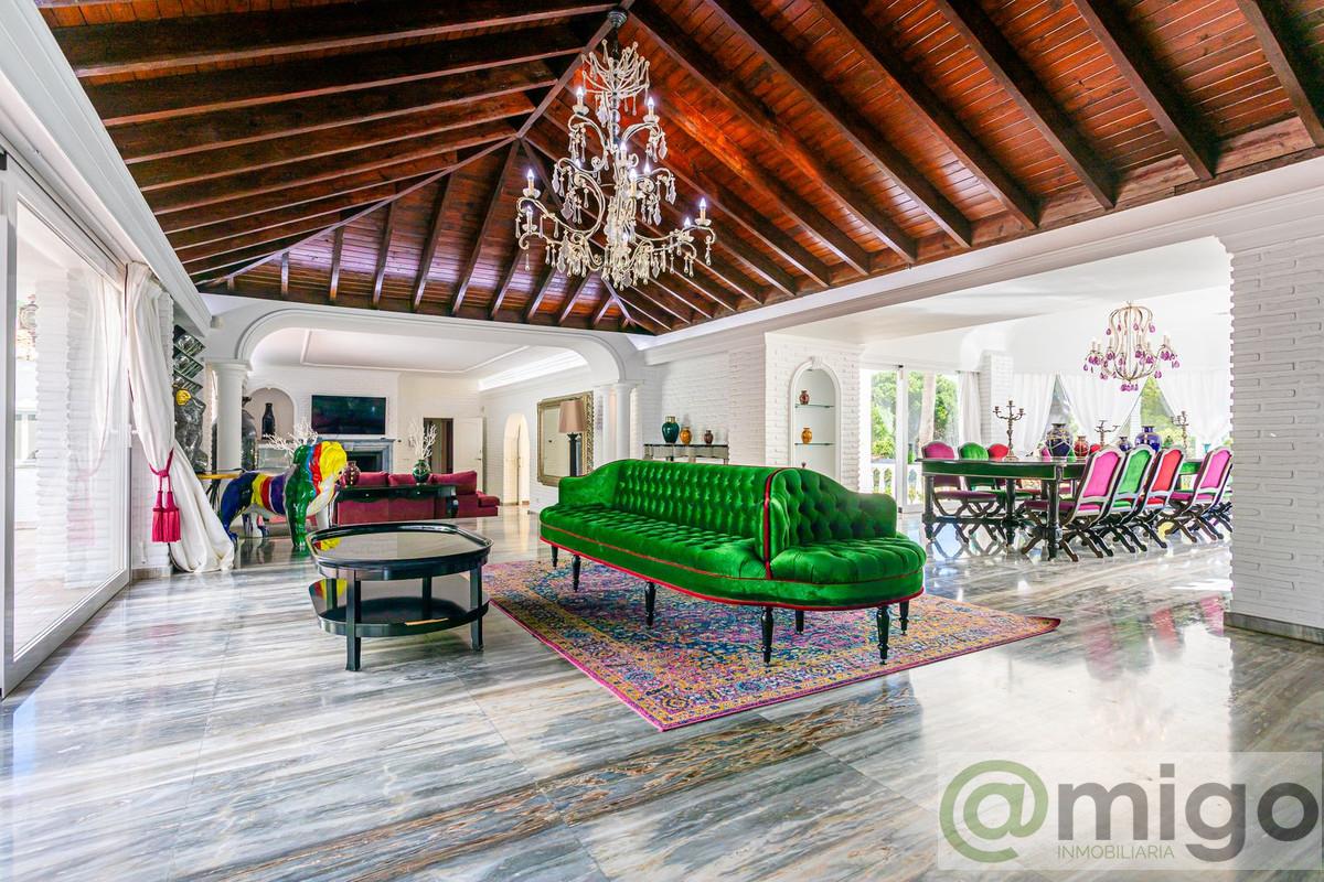 Venta de villa en Benalmadena