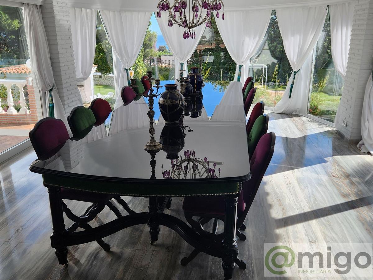 Venta de villa en Benalmadena