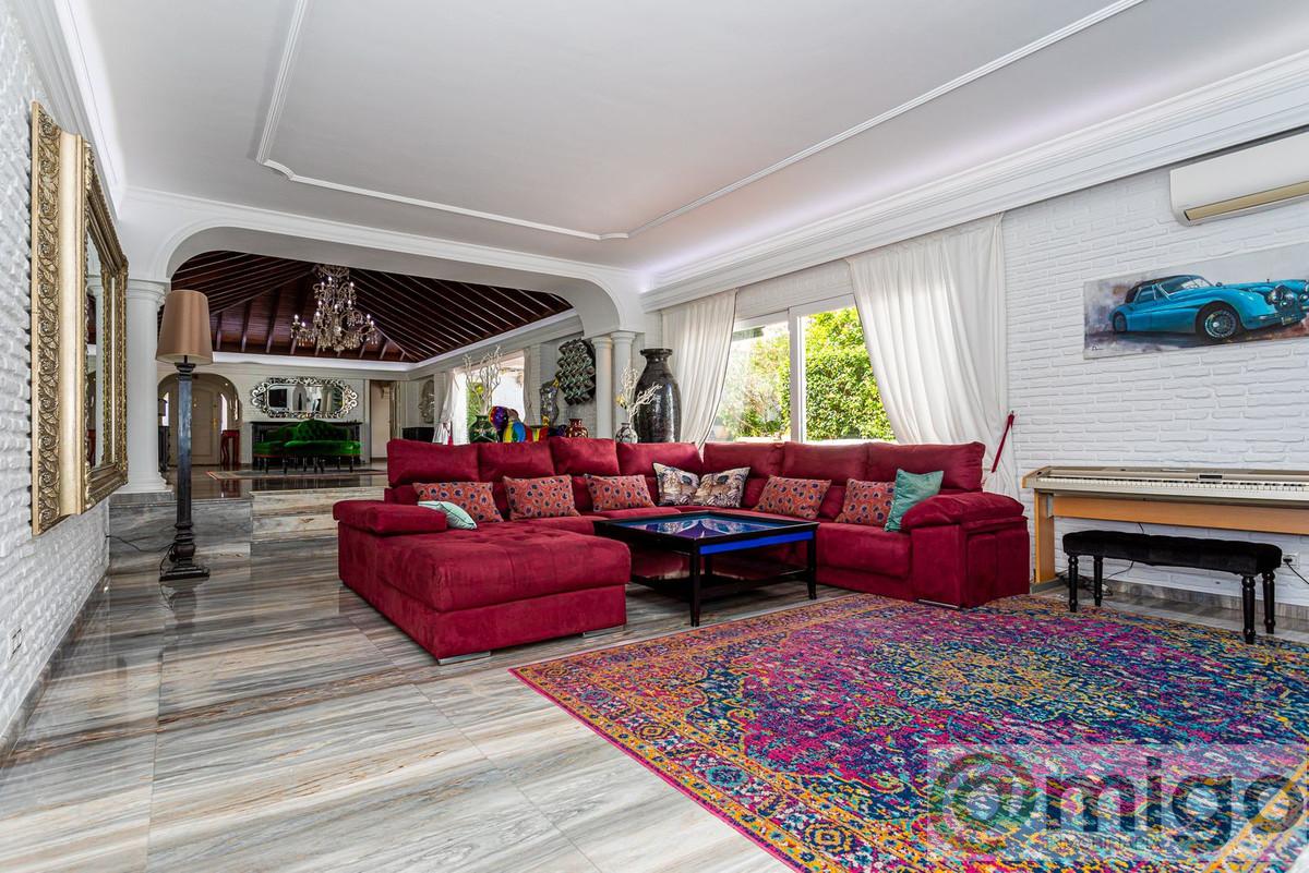 Venta de villa en Benalmadena