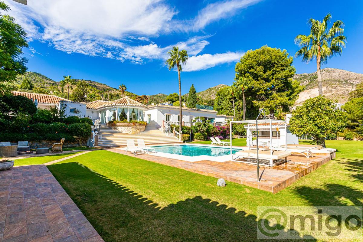 Venta de villa en Benalmadena