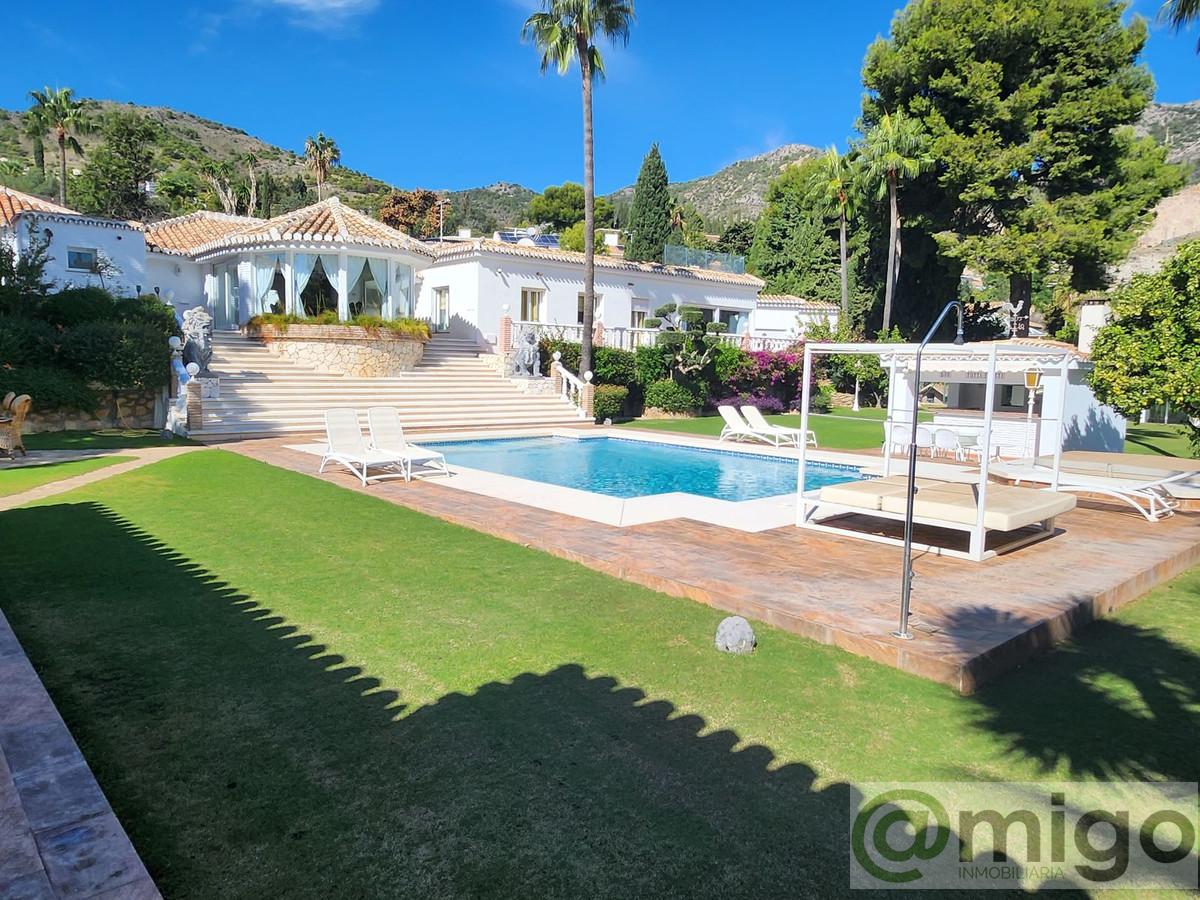 Venta de villa en Benalmadena