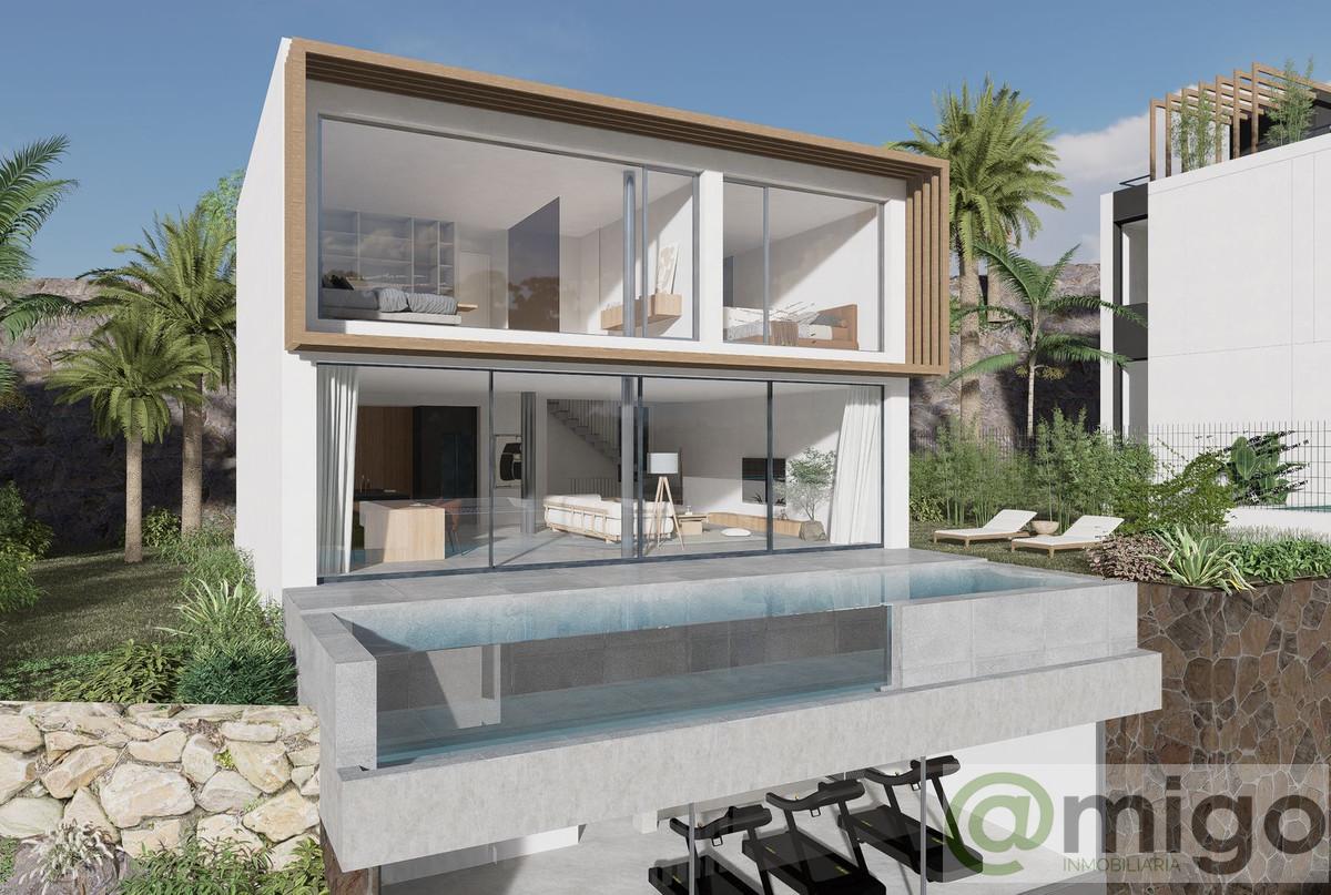 For sale of villa in Cerros del Aguila