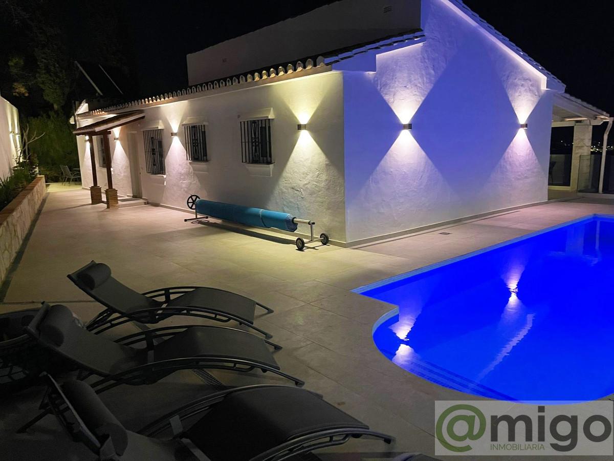 Venta de villa en La Cala de Mijas