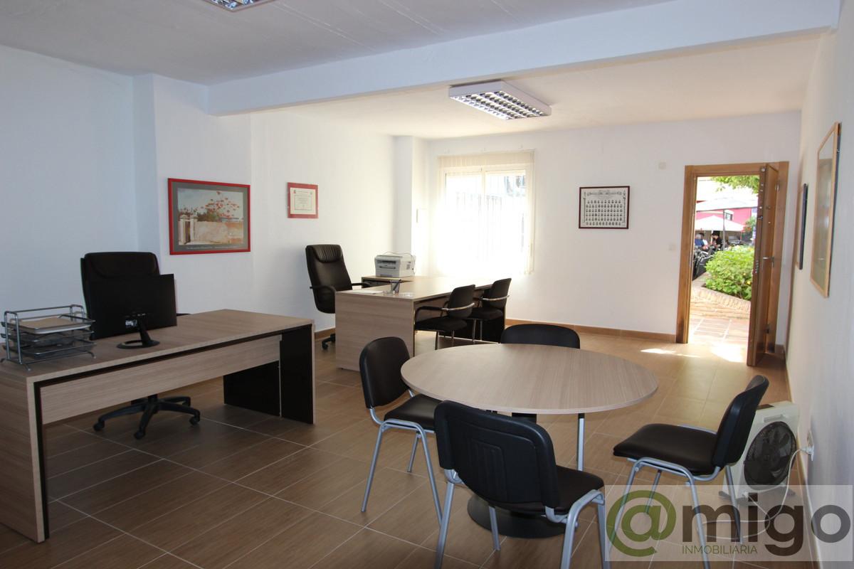 For sale of commercial in Marbella
