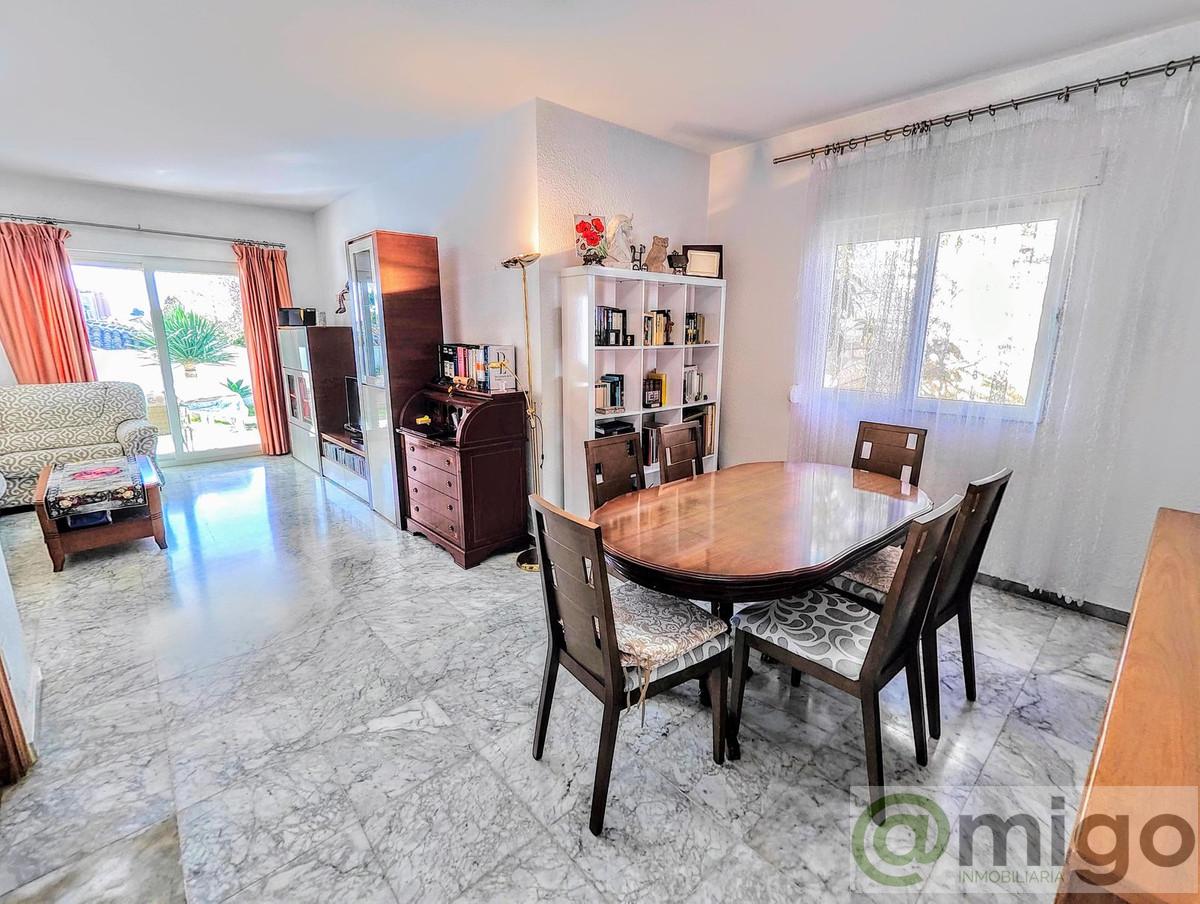 Venta de villa en Benalmadena Costa