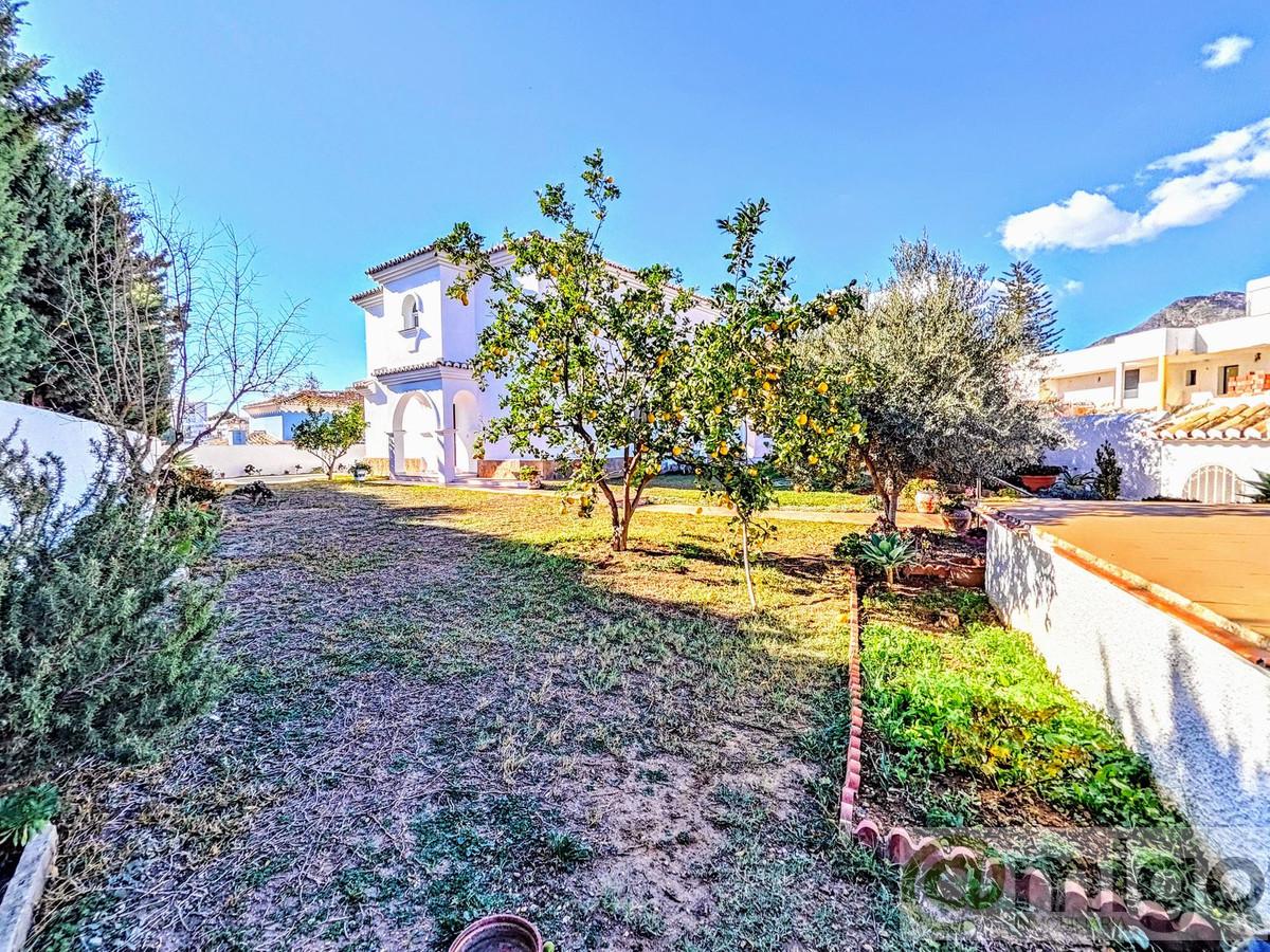 Venta de villa en Benalmadena Costa