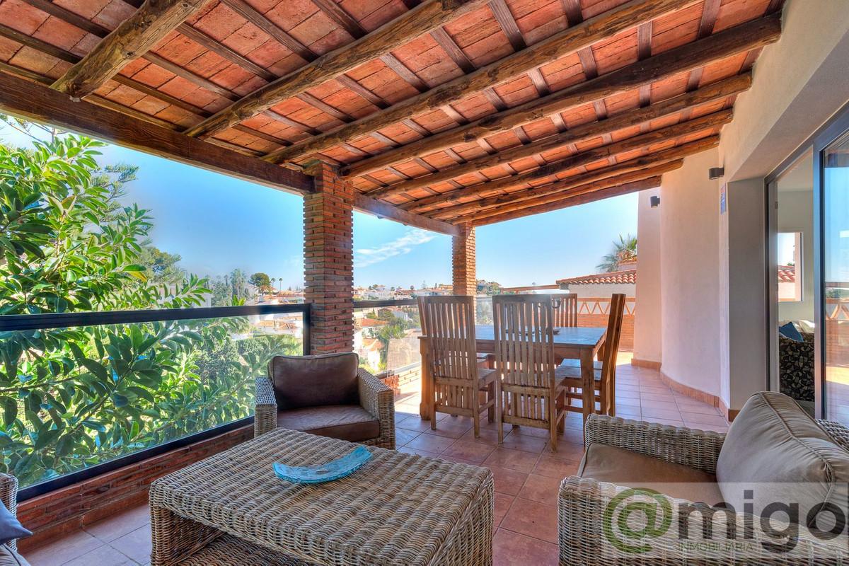 Venta de villa en Benalmadena