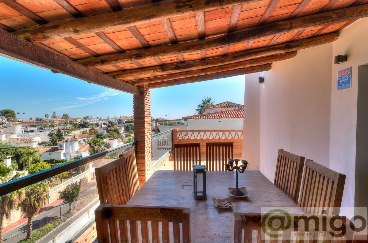 Venta de villa en Benalmadena