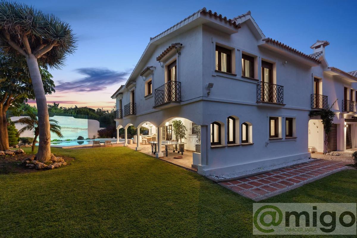 For sale of villa in Marbella