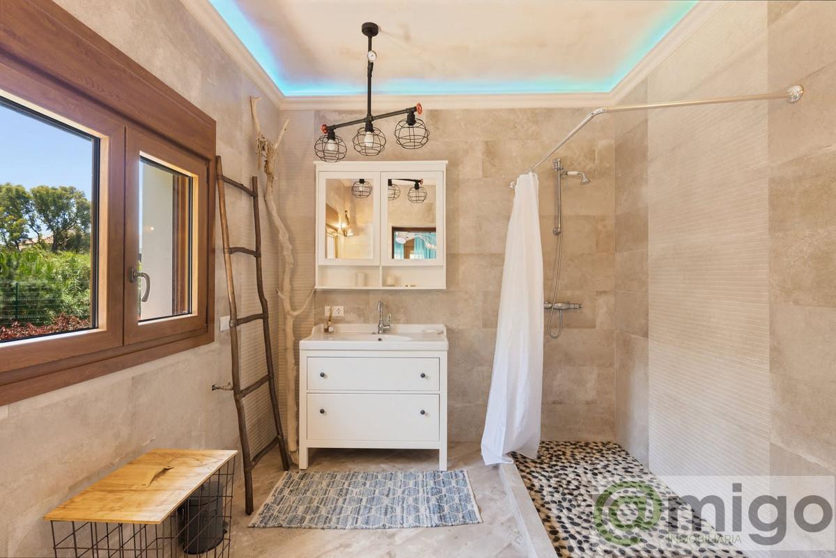 For sale of villa in Marbella