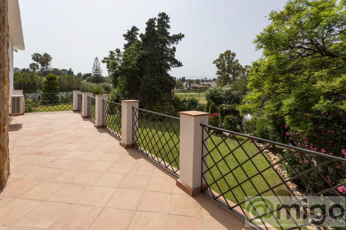 For sale of villa in Marbella
