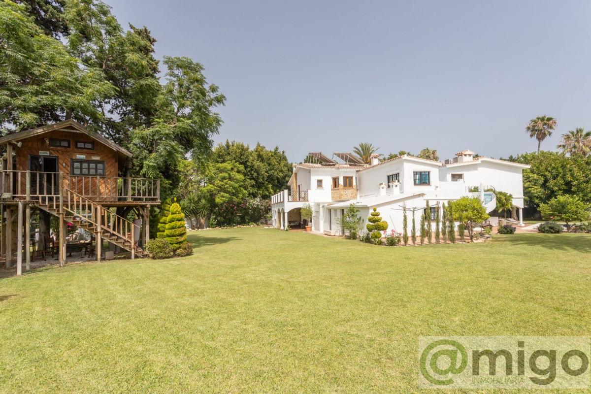For sale of villa in Marbella