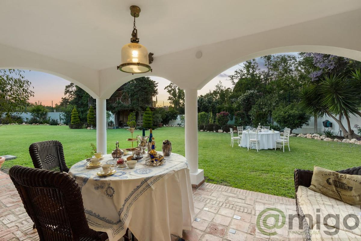 For sale of villa in Marbella