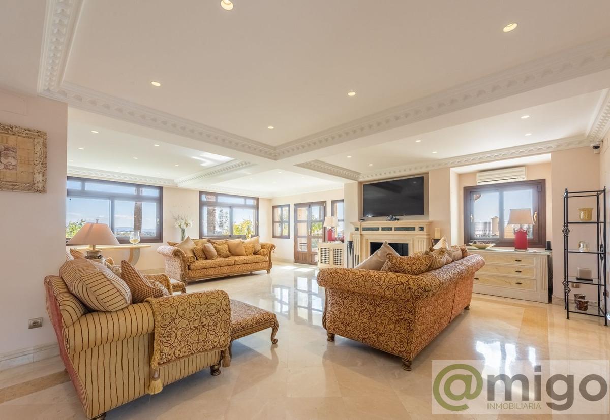 Venta de villa en Estepona