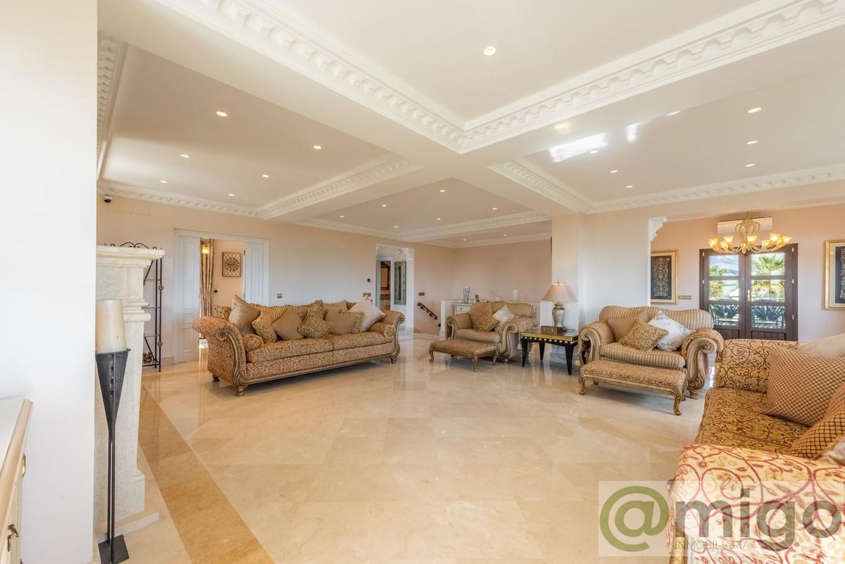 Venta de villa en Estepona