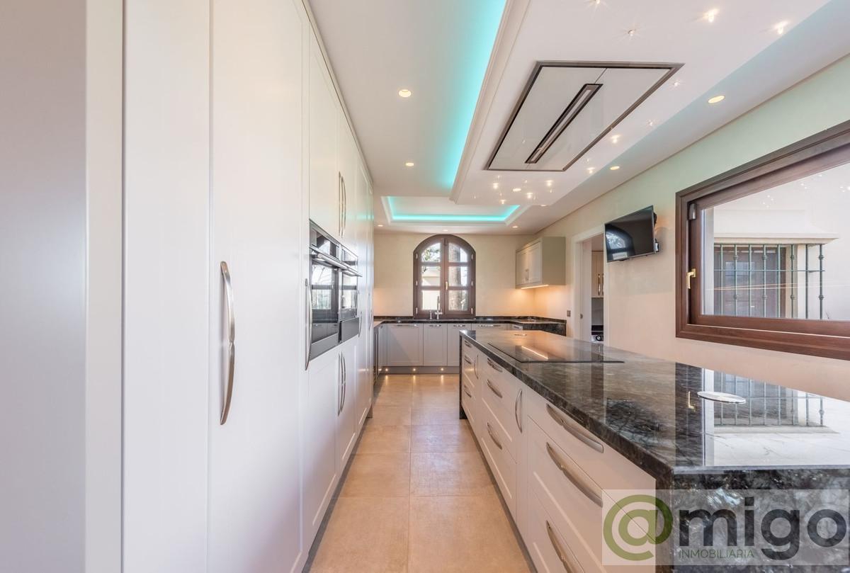 Venta de villa en Estepona