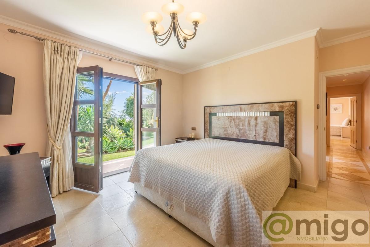 Venta de villa en Estepona