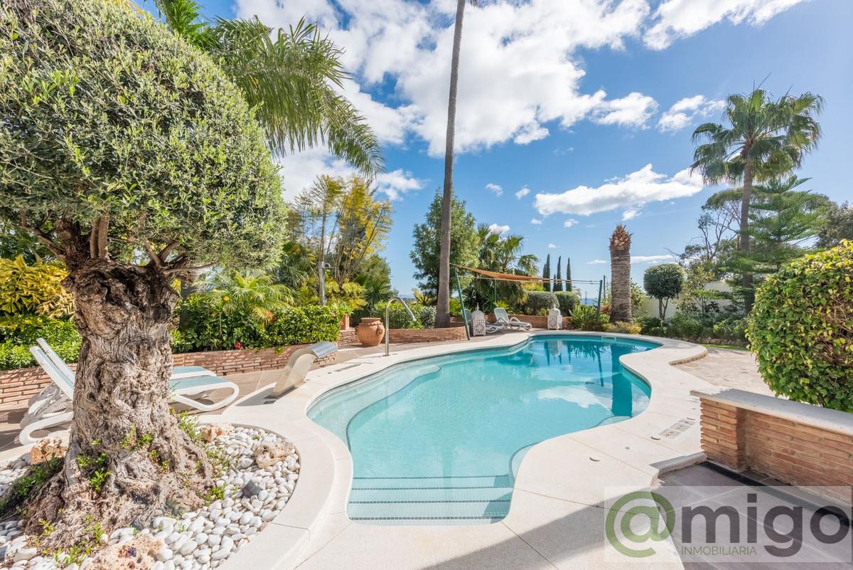 Venta de villa en Estepona