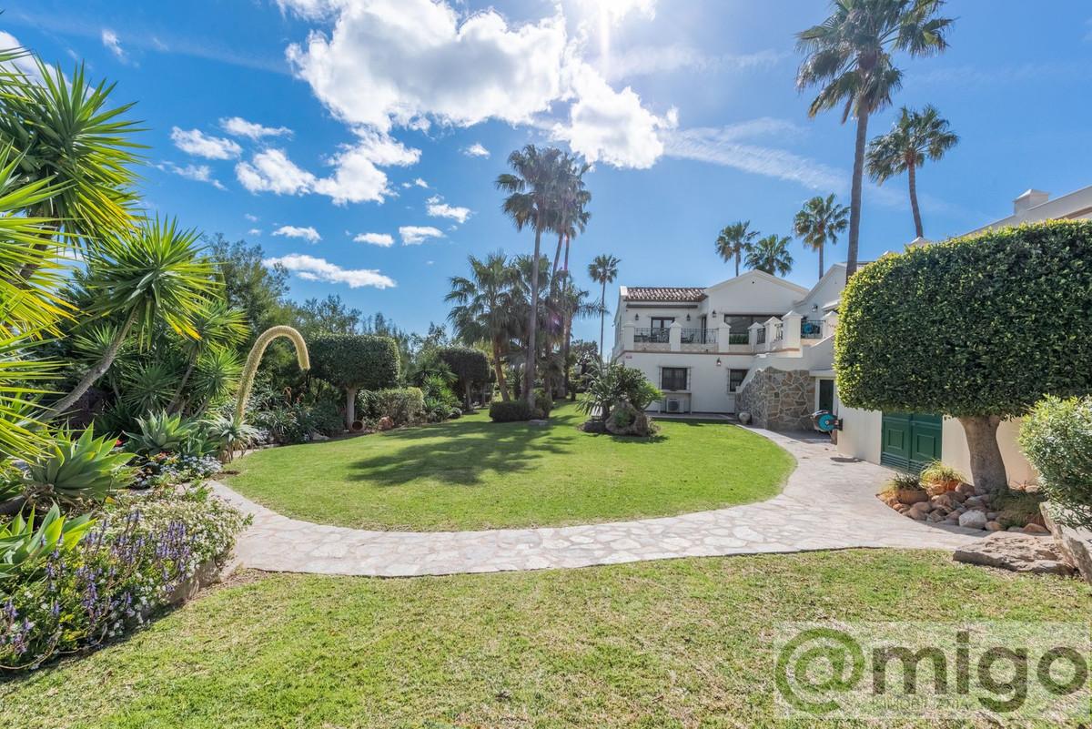 Venta de villa en Estepona
