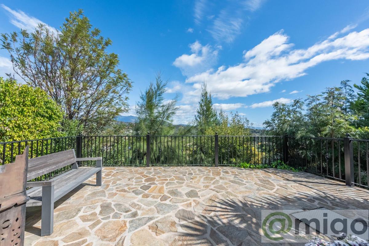 Venta de villa en Estepona