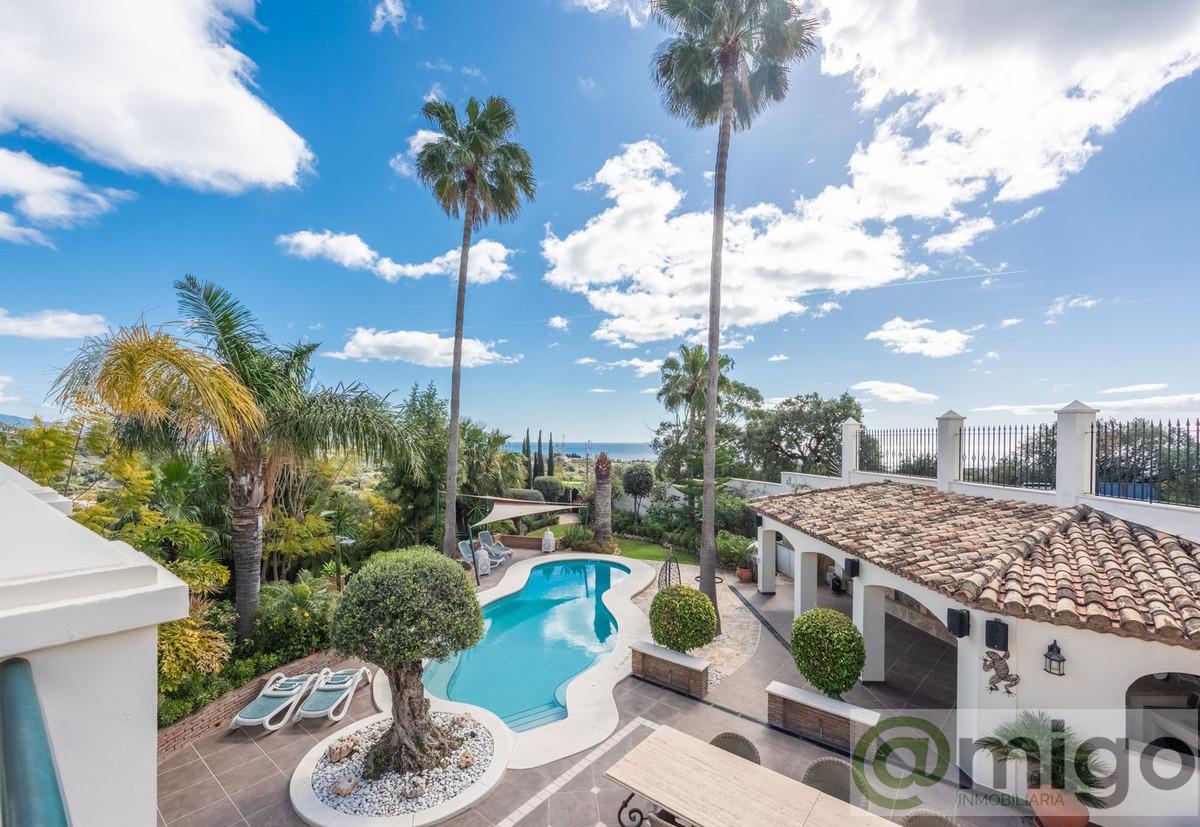 Venta de villa en Estepona