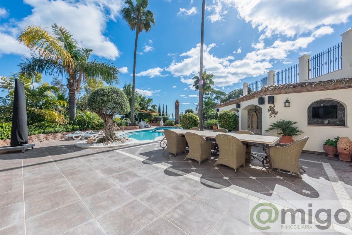 Venta de villa en Estepona