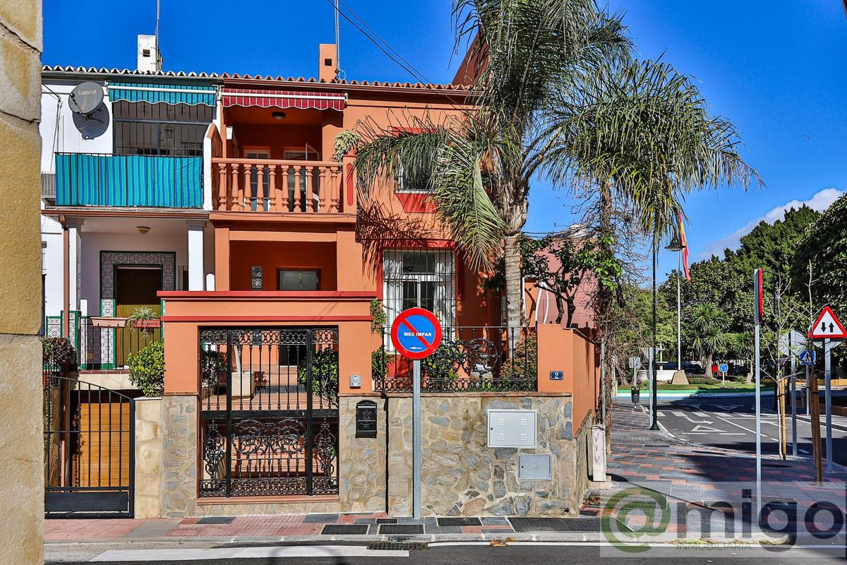 For sale of villa in Mijas