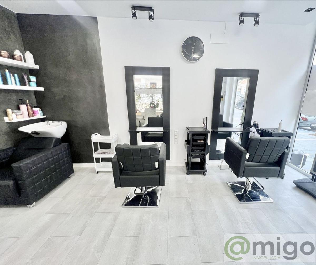 Venta de local en Marbella