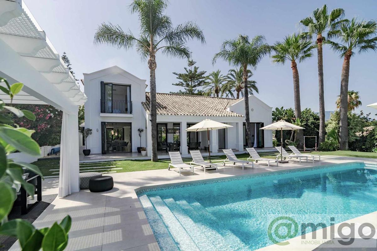 For sale of villa in Marbella