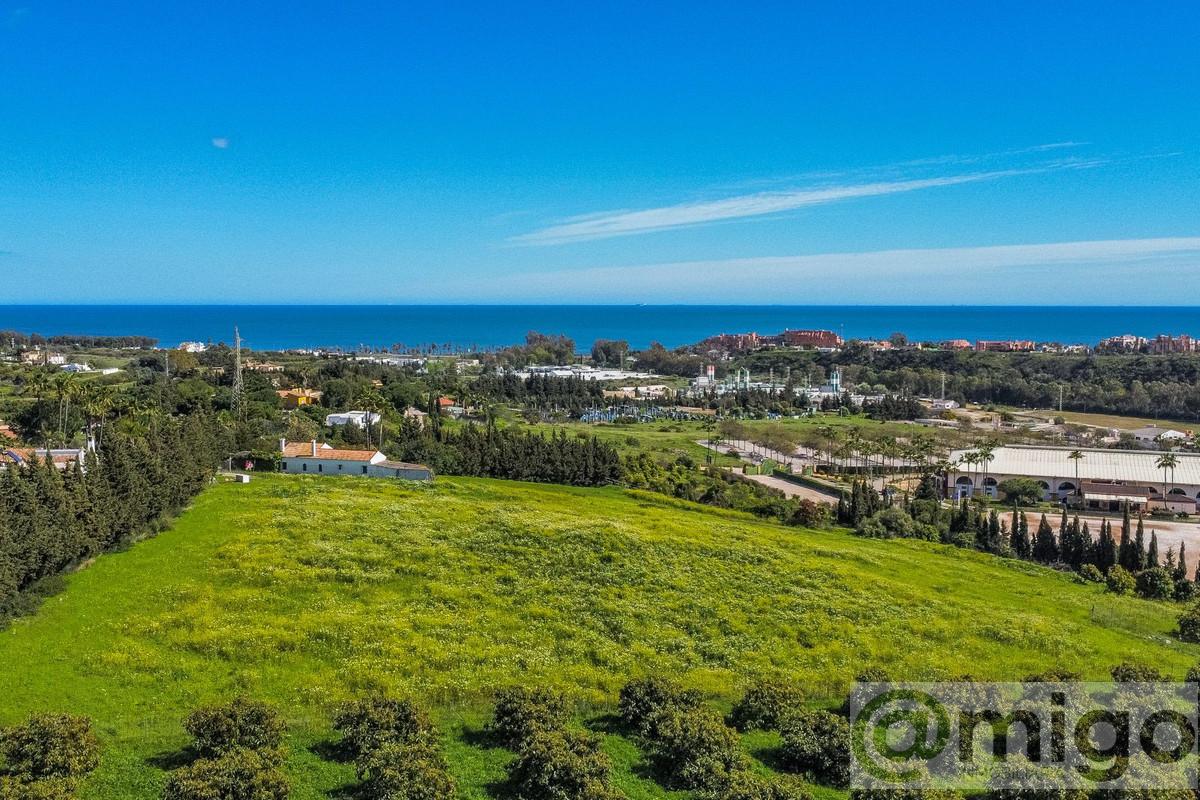Venta de terreno en Estepona
