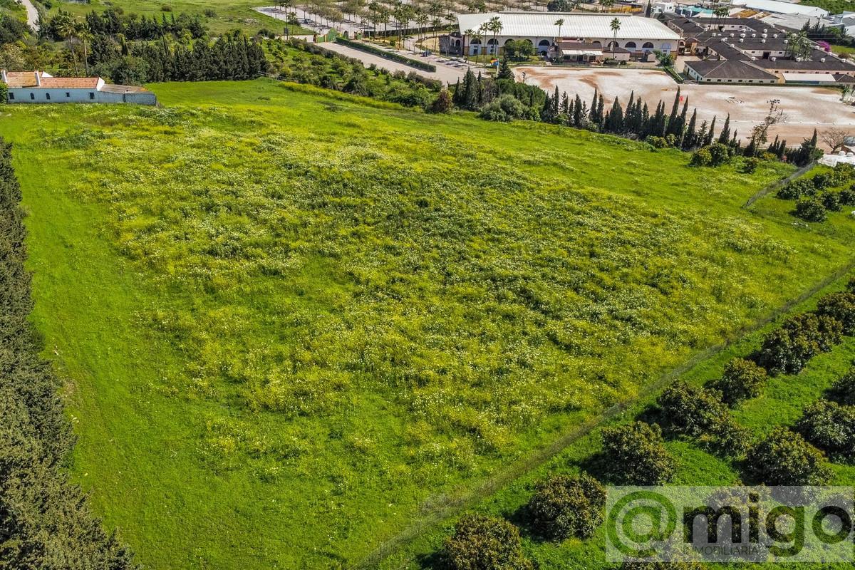 Venta de terreno en Estepona