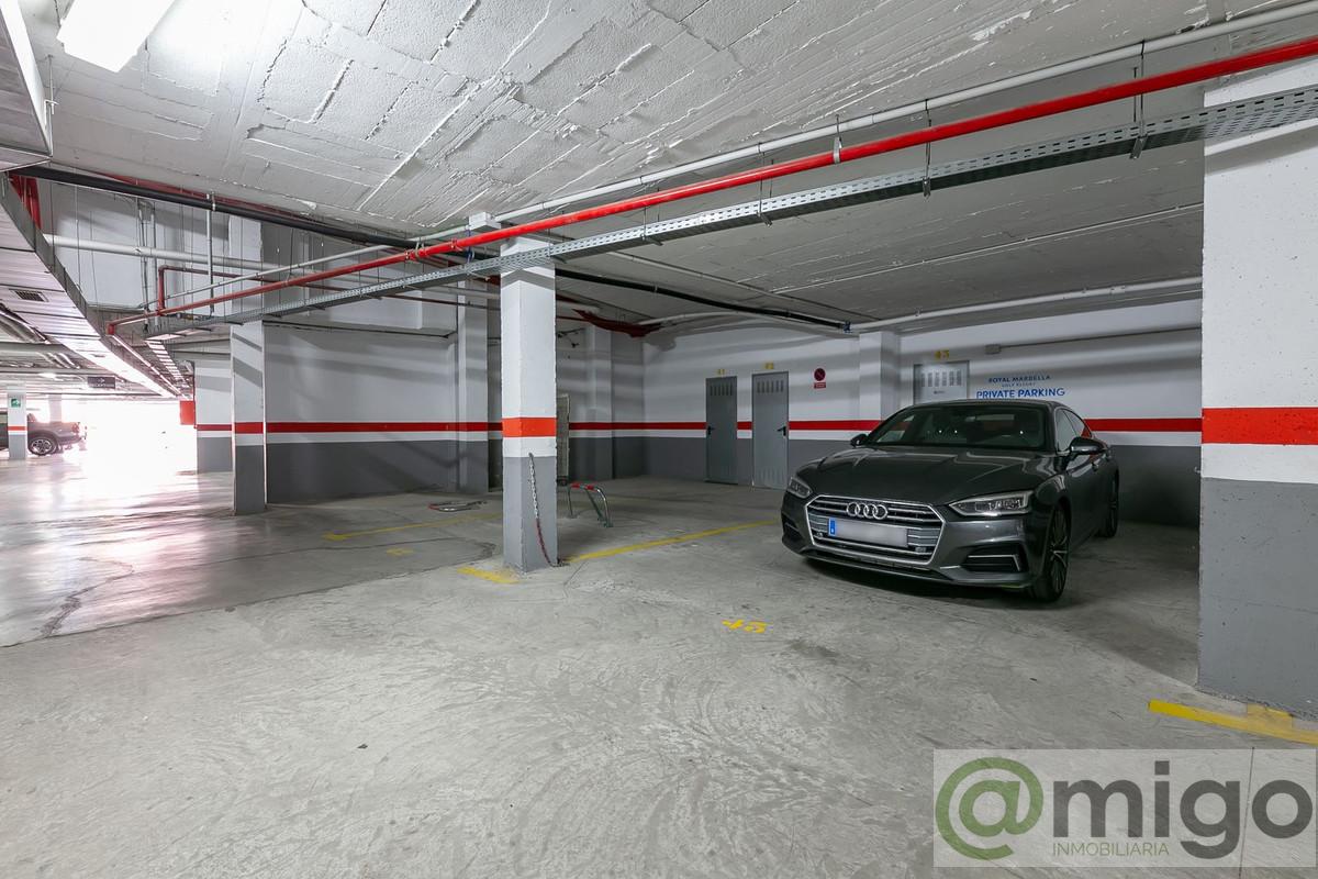 For sale of commercial in Marbella