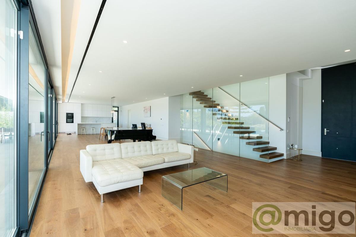 Venta de villa en Marbesa