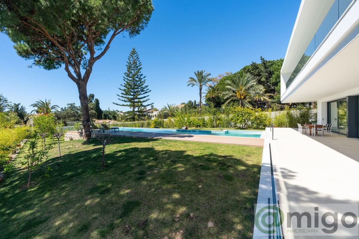 Venta de villa en Marbesa