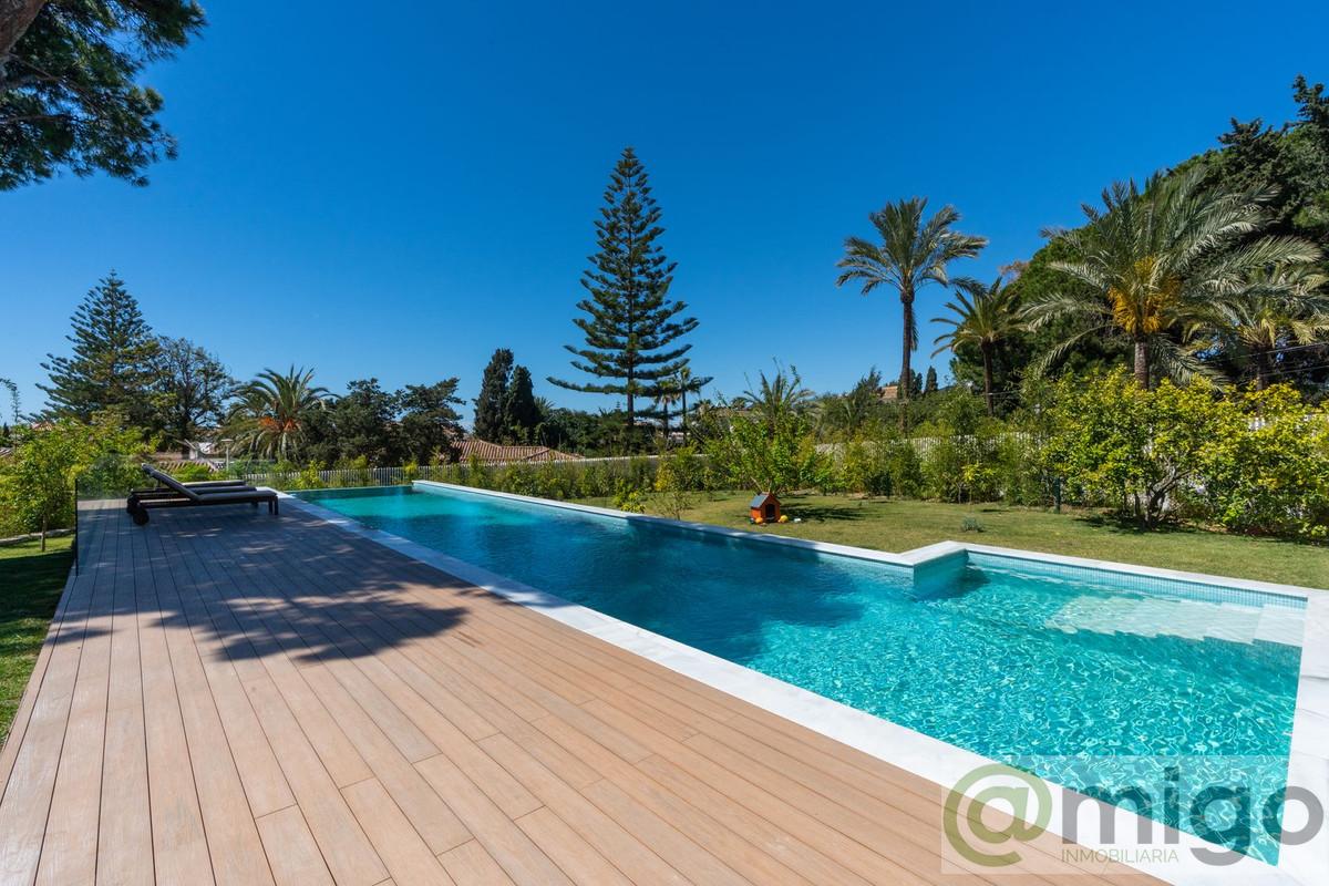Venta de villa en Marbesa