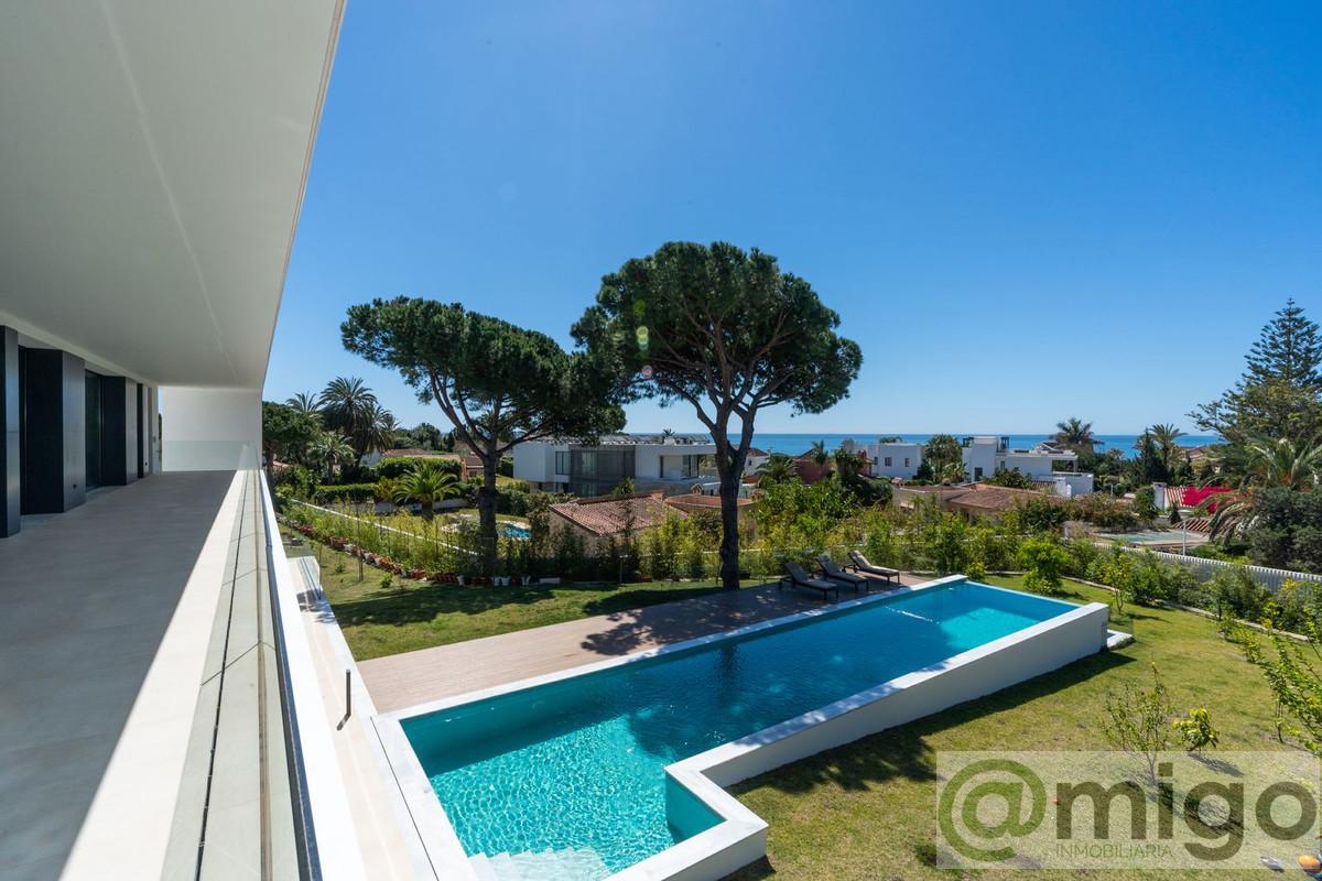 Venta de villa en Marbesa