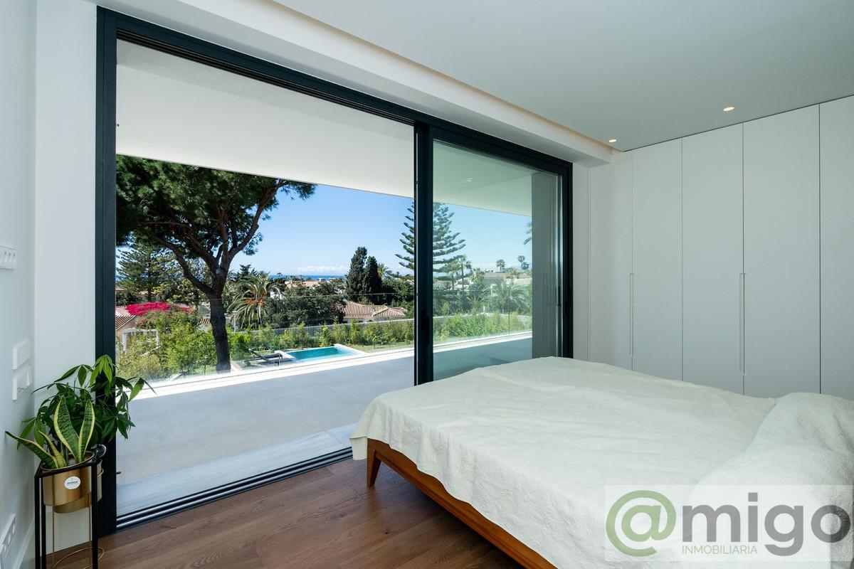 Venta de villa en Marbesa