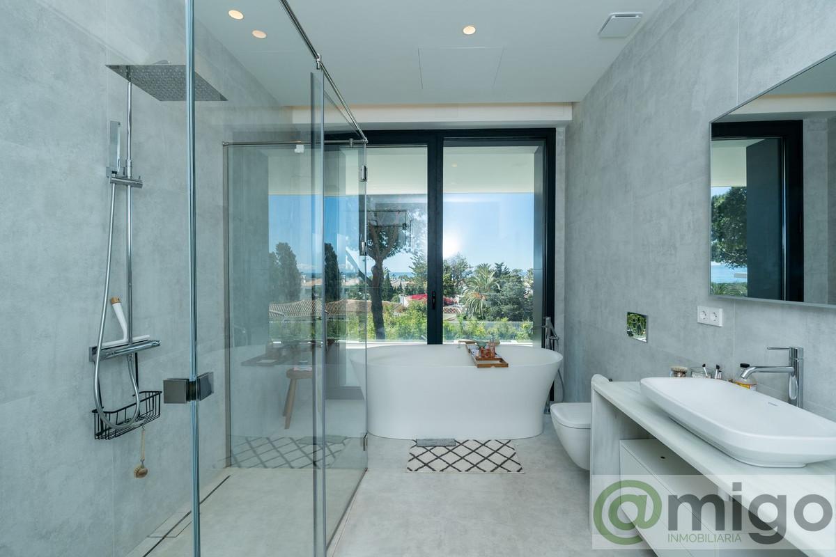 Venta de villa en Marbesa