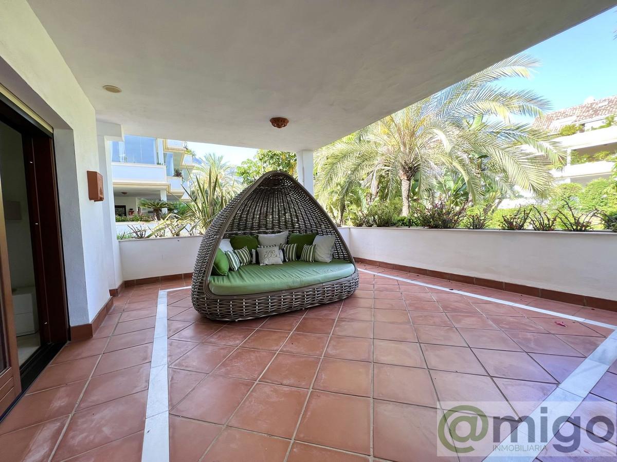 For sale of apartment in Marbella