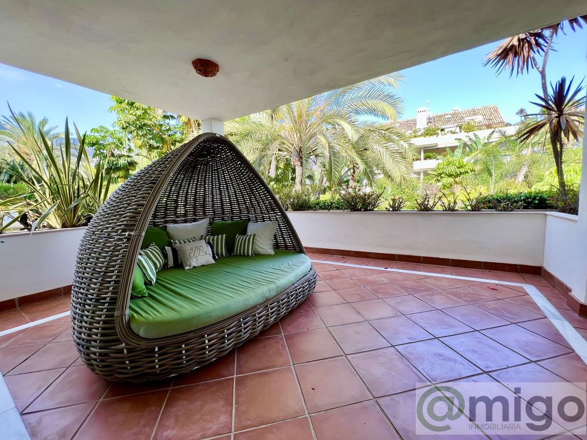 For sale of apartment in Marbella